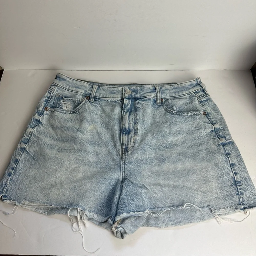 American Eagle Outfitters american eagle